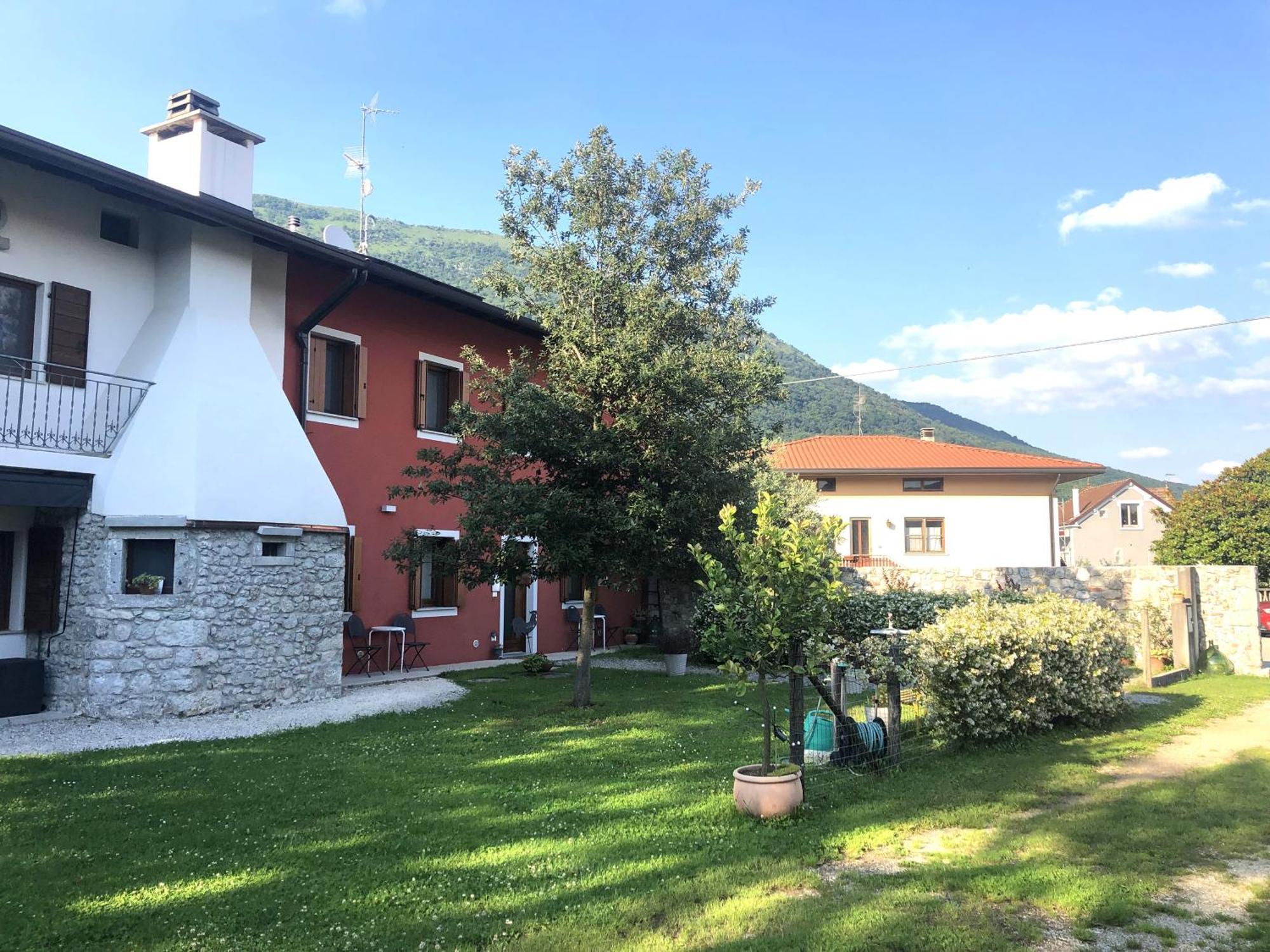 Affittacamere Al Castello Travesio 外观 照片