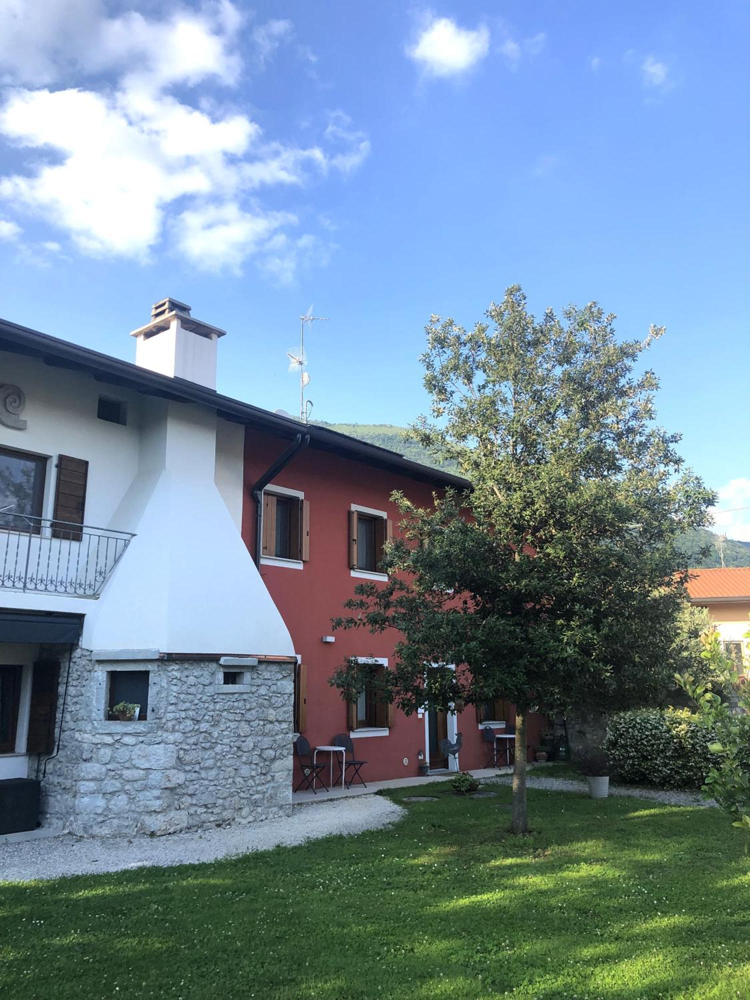 Affittacamere Al Castello Travesio 外观 照片